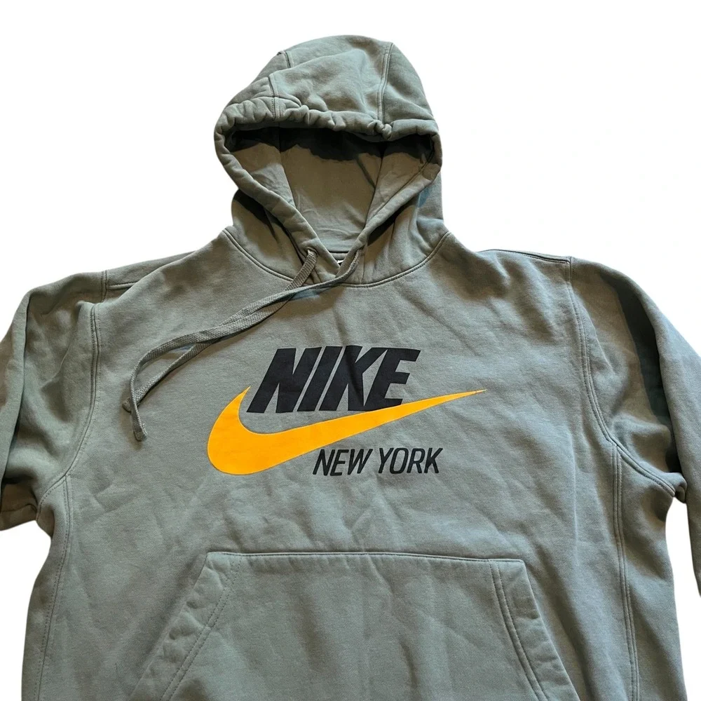 Nike New York Graphic Hoodie Mens Small Sage Green Fleece Pullover
